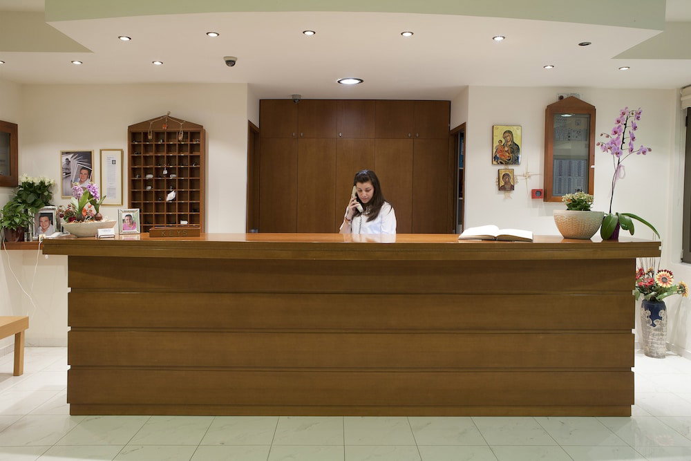 Marinos Beach Hotel