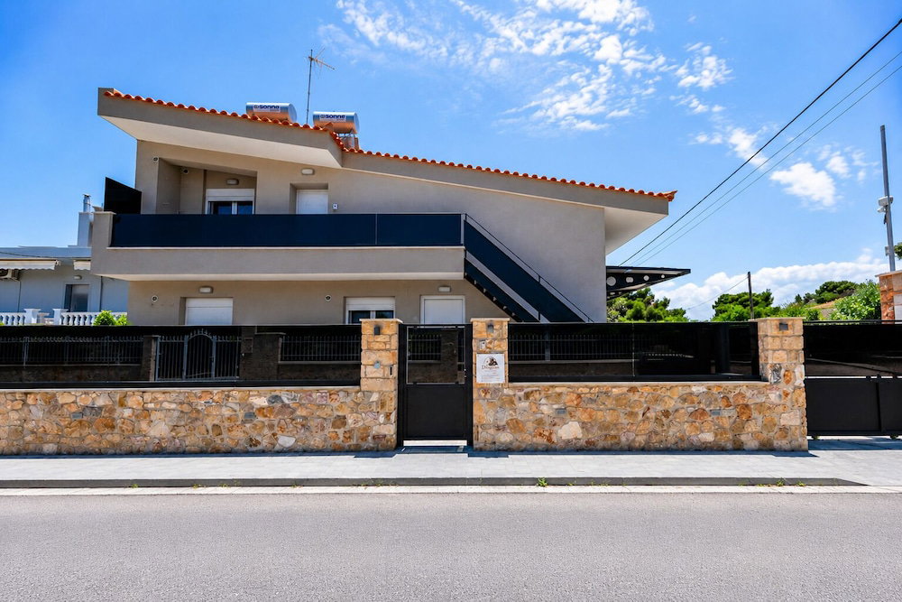 Hotel Diogenis Apartments By Sem