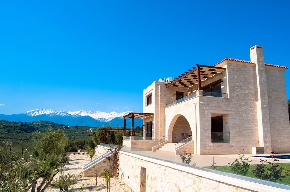 Hotel Levanta Luxury Stone Villa