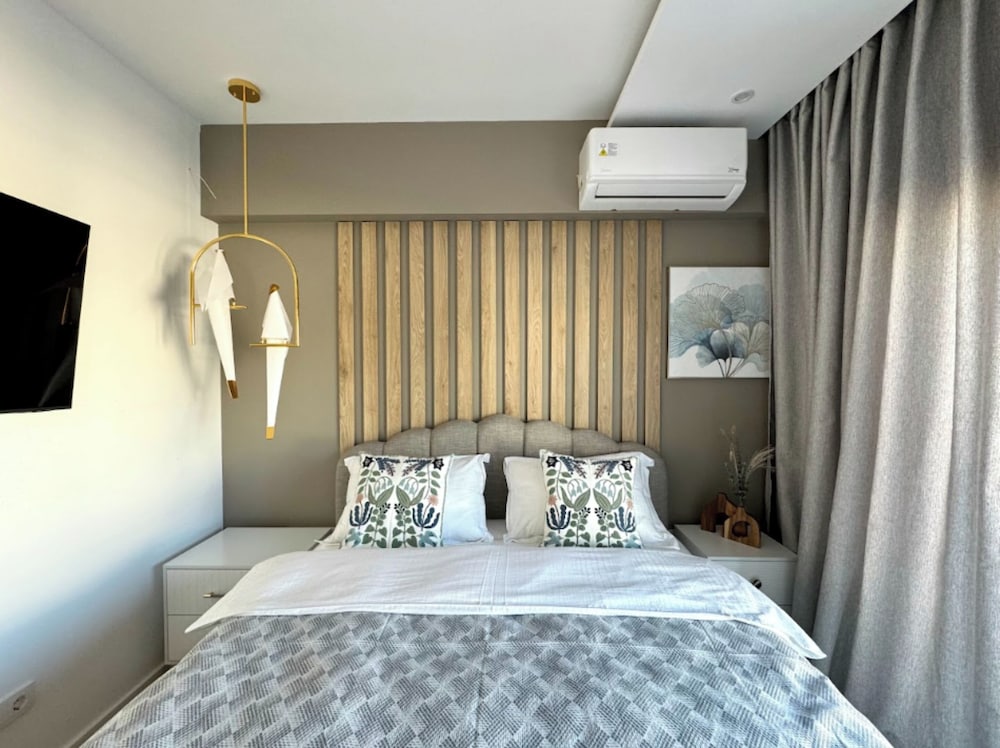 Hotel Alimos Escape 3