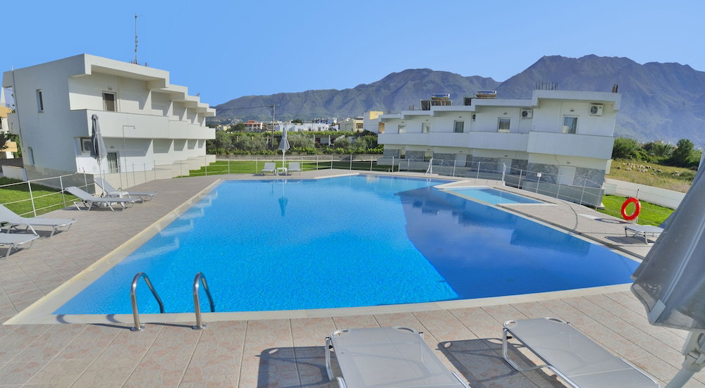 Hotel Reina Apartments