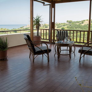 Hotel Alexandra Villa Stalos cazare Stalos