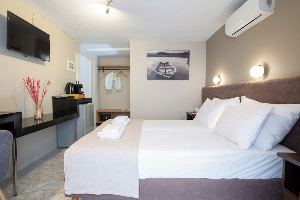 Athina Residence