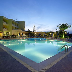Hotel Eleftheria Hotel cazare Stalos