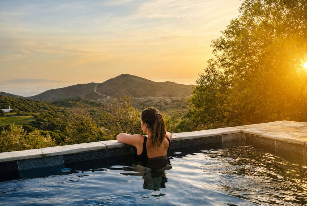 Hotel Villa Kotseli: Traditional Stone House With Pool & Sunset Sea Views