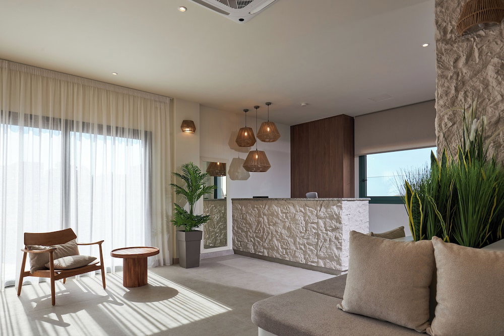 Mila Sissi Bay Hotel