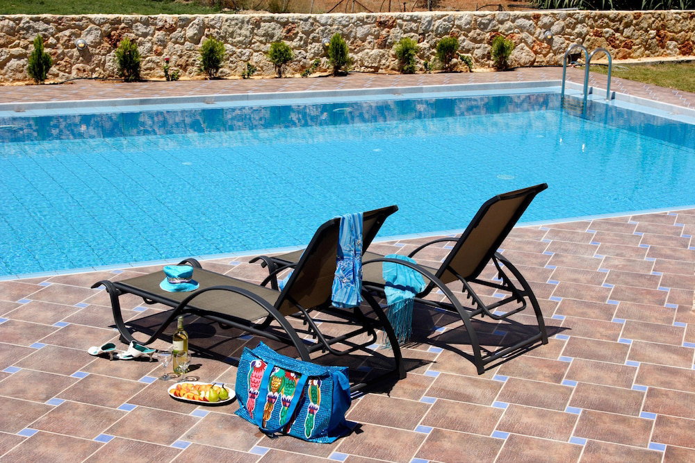 Hotel Theros Hotel