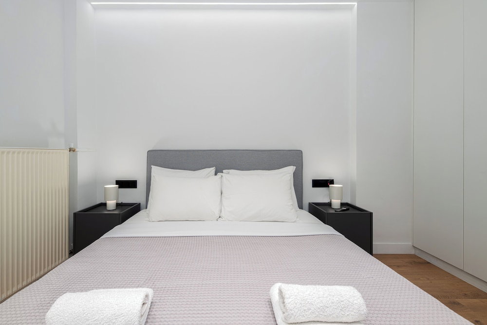 Luxury Glyfada Flat Near Sea & Market