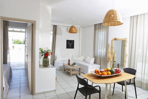 Hotel Kalimera Apartments cazare Adelianos Kampos