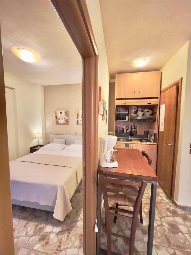 Hotel Palamidi Apartments