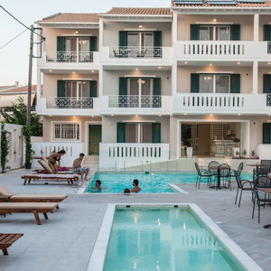 Hotel Lefkadio cazare Lefkada Town