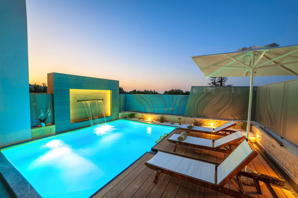 Hotel Perla Villas With Heated Pool