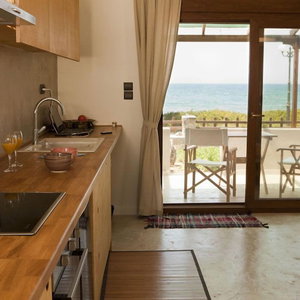 Hotel Horizonte Seafront Suites cazare Nopigeia