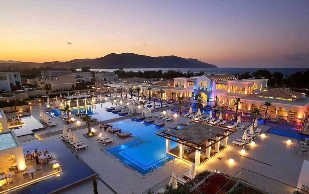 Hotel Anemos Luxury Grand Resort