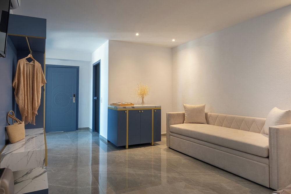 Hotel Acropol Golden Suites