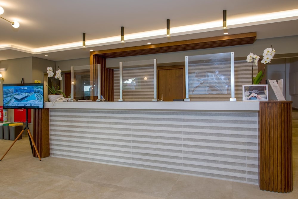 Hotel Kalyves Beach