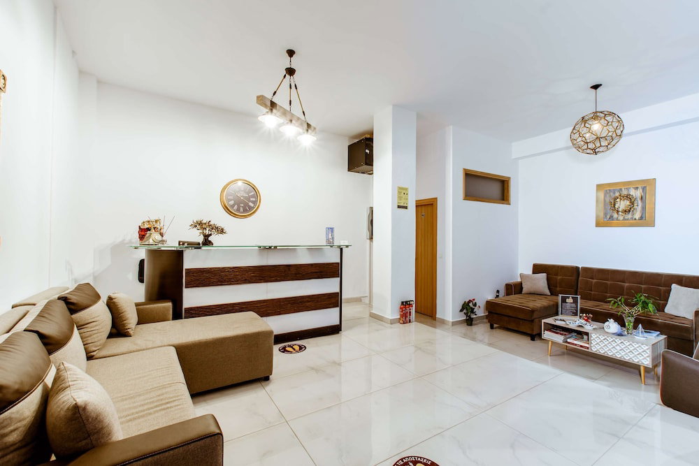Hotel Deluxe Rooms