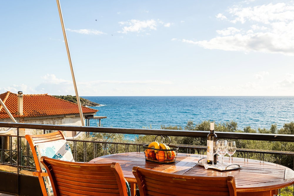 Hotel Sunset Serenity - Kardamili Seaside Getaway