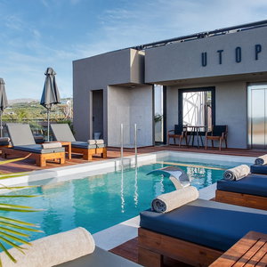 Hotel Utopia Luxury Suites cazare Platanes