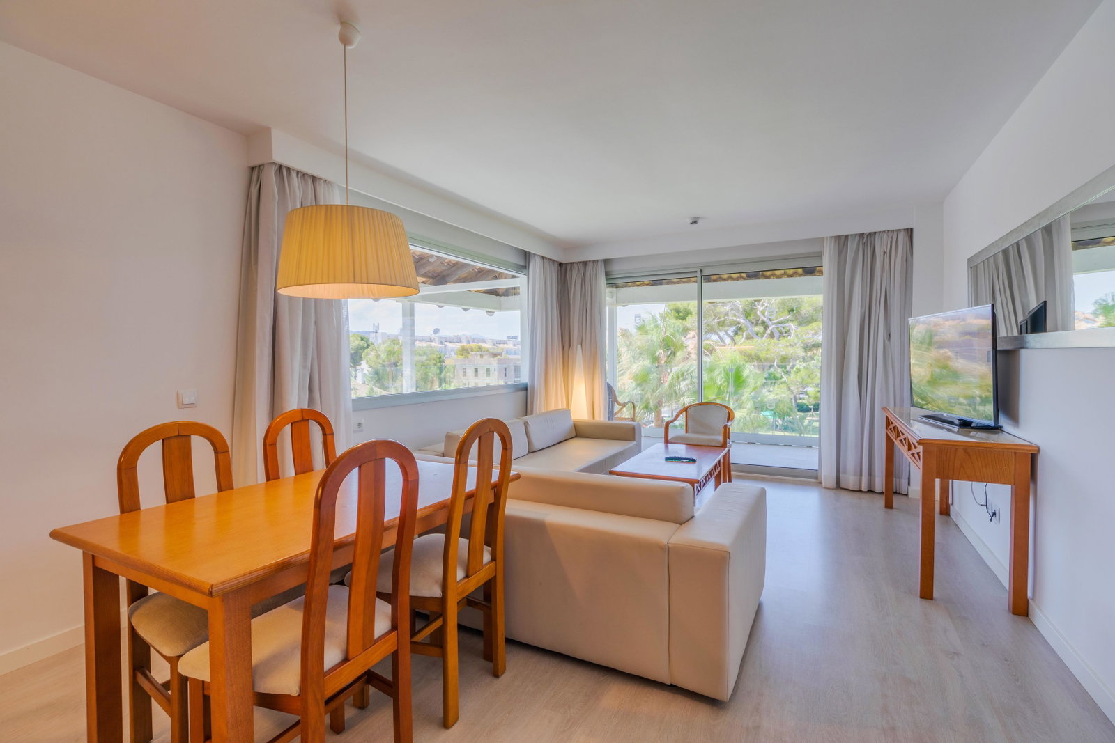 Playa Esperanza Resort