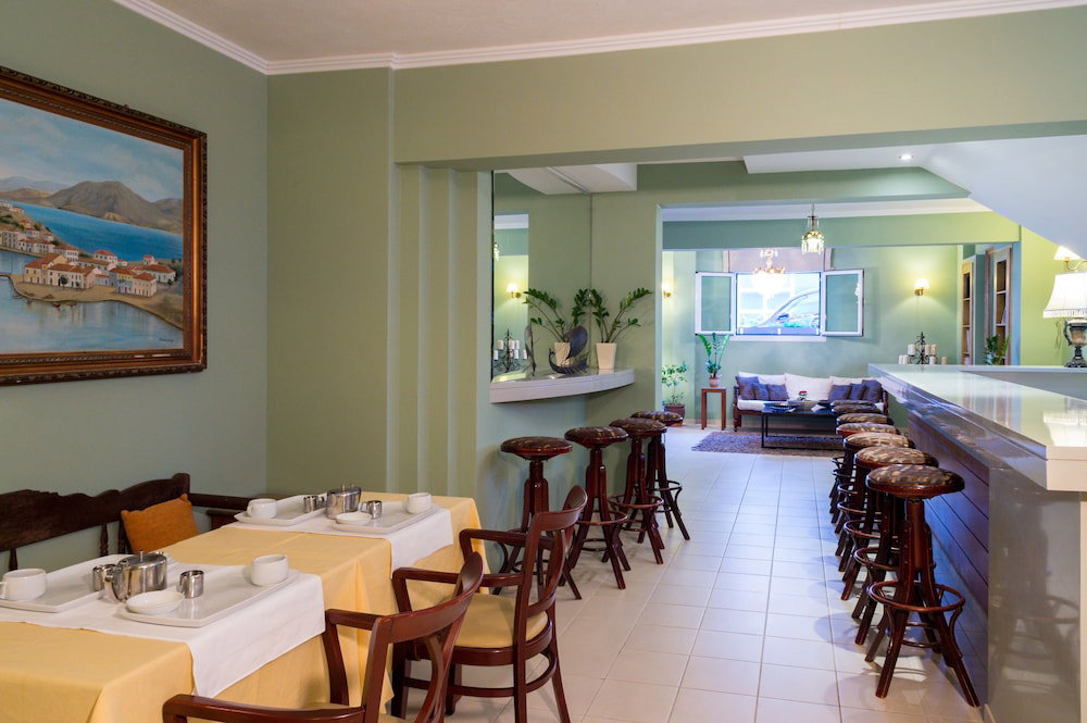 Ikaros Art Hotel