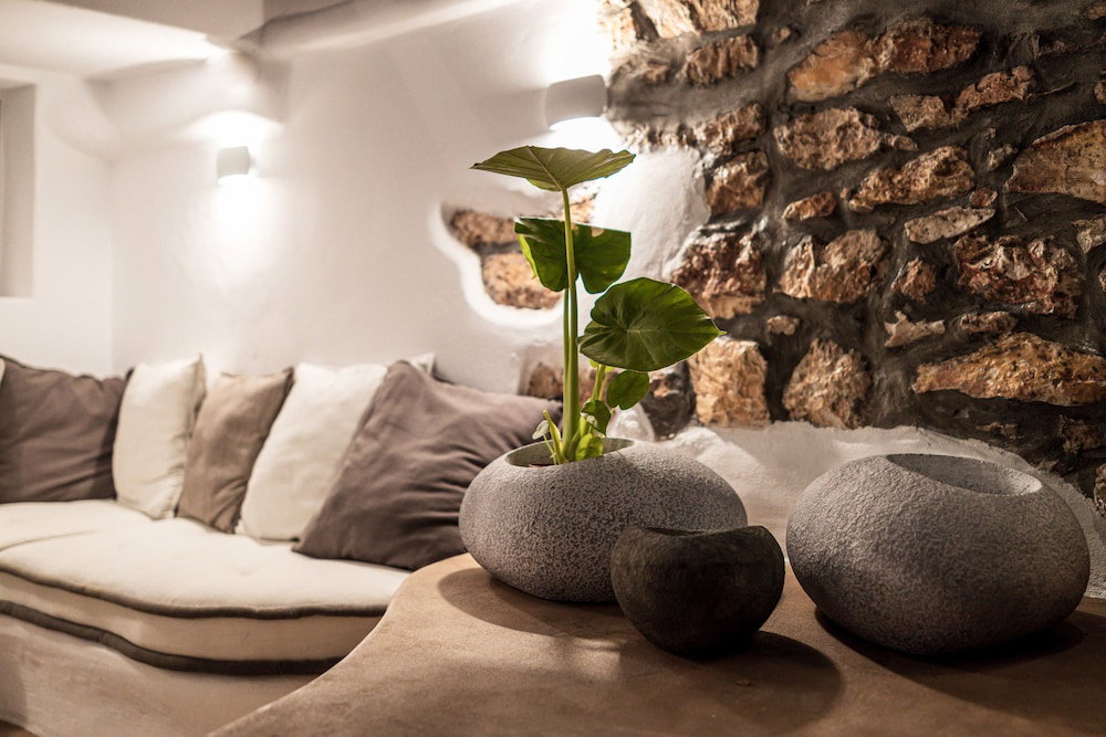 Bohemian Luxury Boutique Hotel - Adults Only