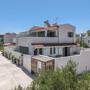Hotel Arokaria cazare Platanes