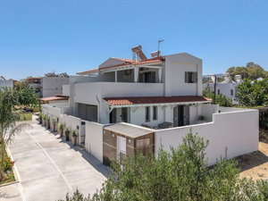 Hotel Arokaria cazare Platanes