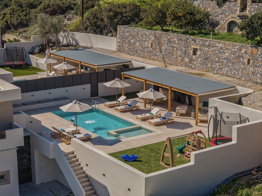Hotel Elysian Villa 2 - With Private Pool