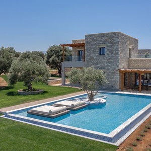 Hotel Thyme Villa cazare Skaleta