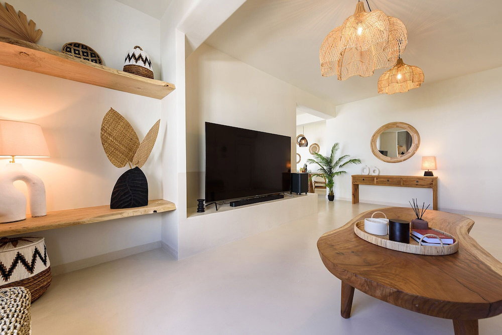 Vammos Luxury Apartments