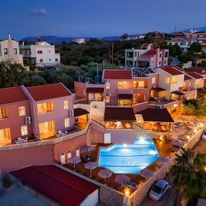 Hotel Theos Village Apartments cazare Agioi Apostoloi