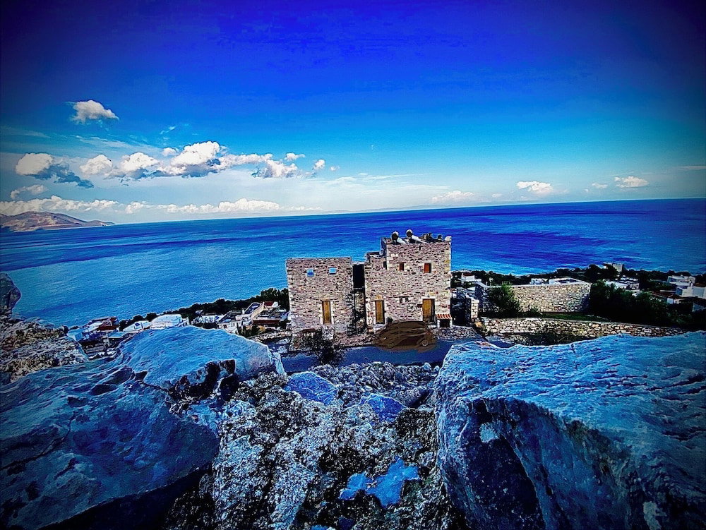 Hotel Castlerizaraki
