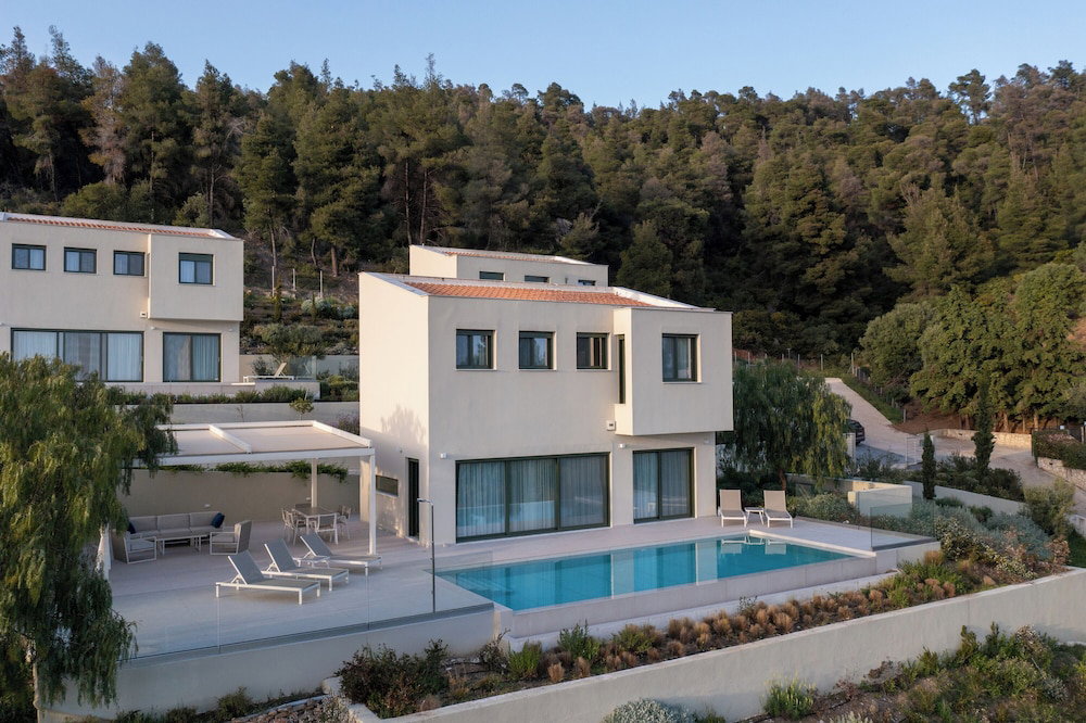Hotel Olive Grove Villas With Private Pools