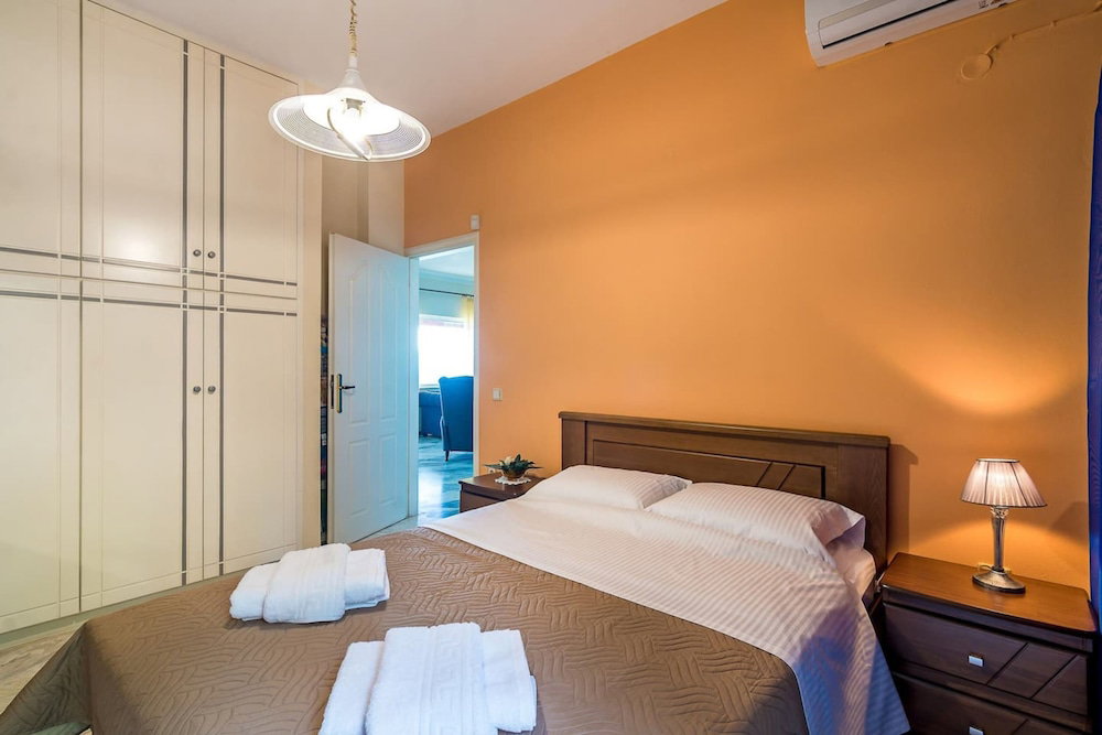Chania Poolside Resort - Panoramic Seaview Lodging