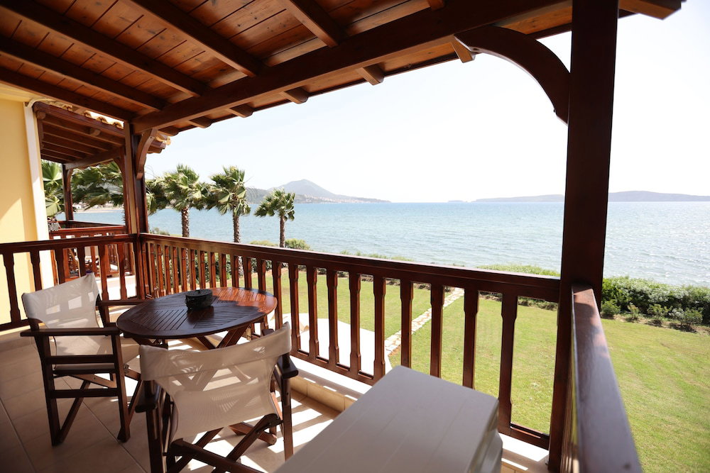 Hotel Seaside Gialova