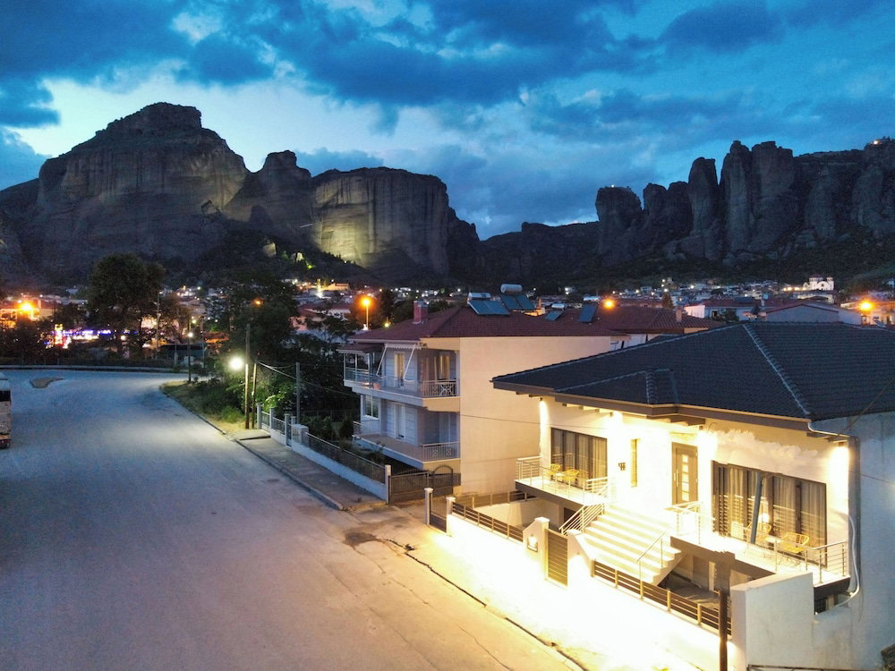 Hotel Tsikaris Guesthouse
