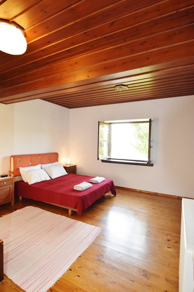 Traditional Luxury House In Pelion "Erato"
