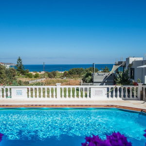 Hotel Rouladina Apt 2 In Stalos cazare Stalos