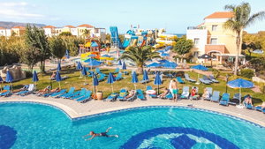 Hotel Chrispy Waterpark Resort cazare Tavronitis