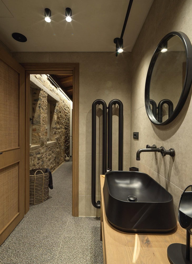 Athena Suite By Peliva Nature Suites