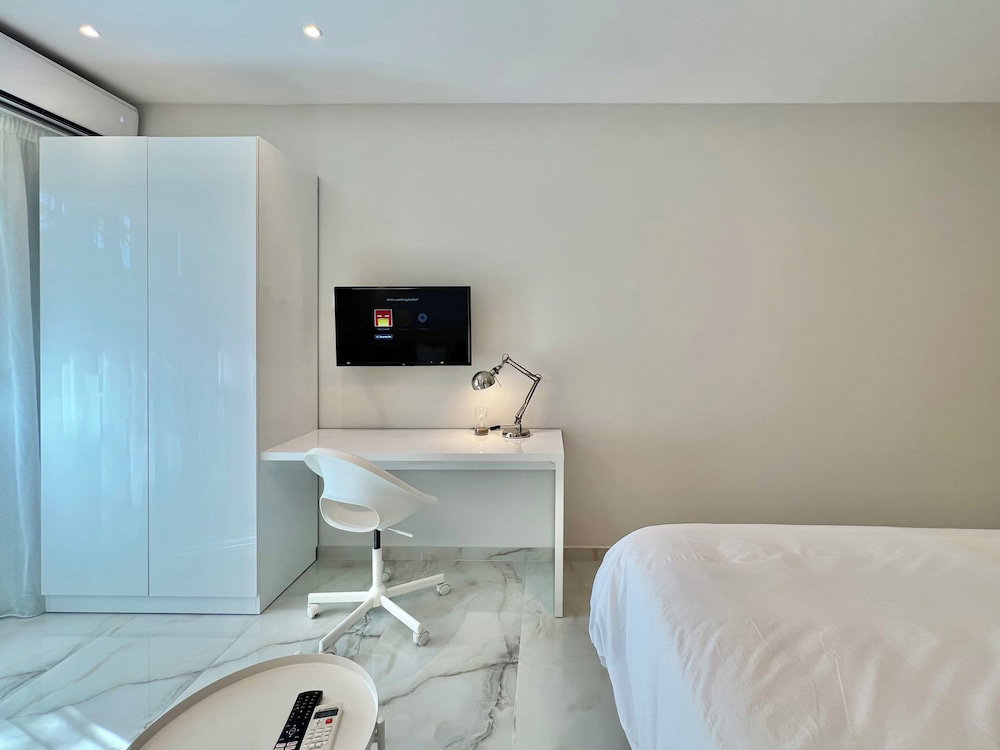 Hotel Kono Studios & Suites
