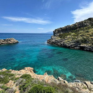 Hotel Villa Apanemia Tsakaioi cazare Karystos