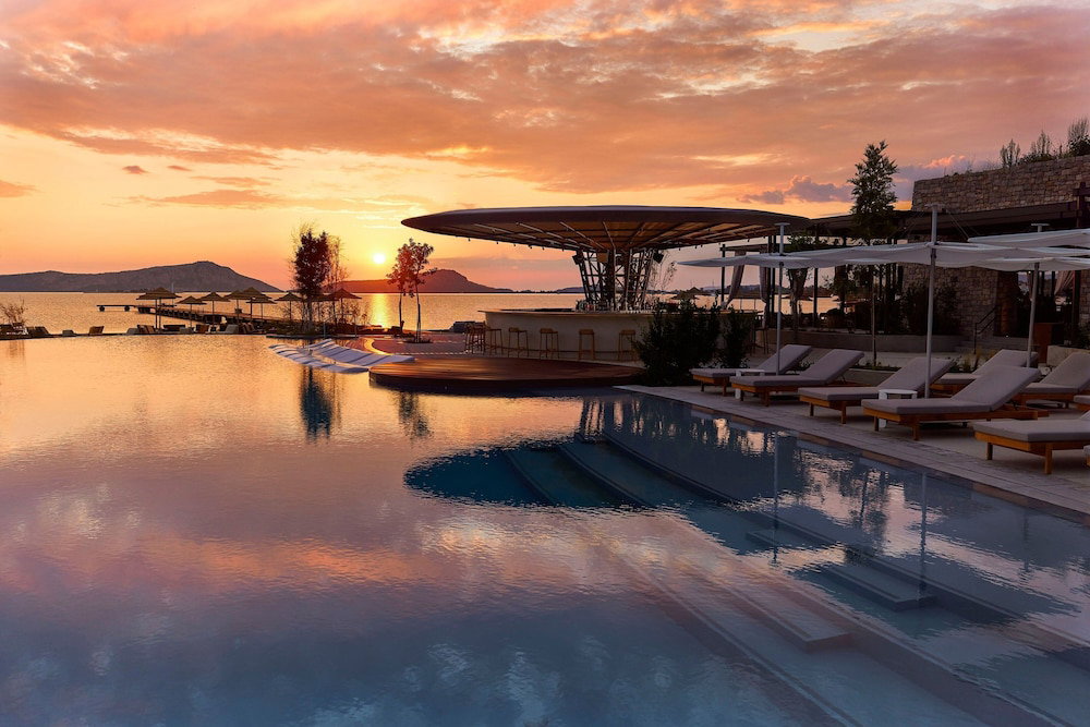 Hotel W Costa Navarino