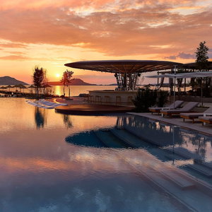 Hotel W Costa Navarino cazare Pylos