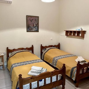 Hotel Theologos Guesthouse cazare Atalanti