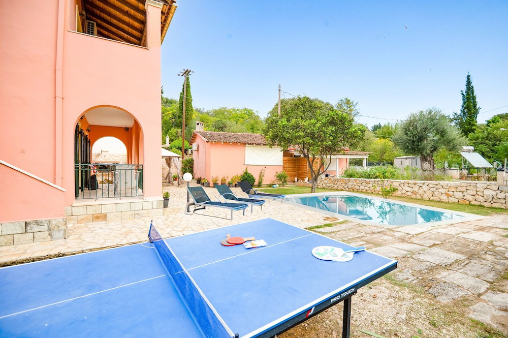 Anastasios Holiday Home