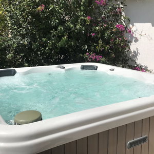 Hotel Elisa Seaside Luxury Suite Private Hot Tub, Beach cazare Loutraki