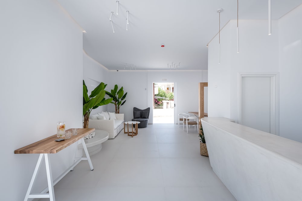 Kantouni Beach Boutique Hotel