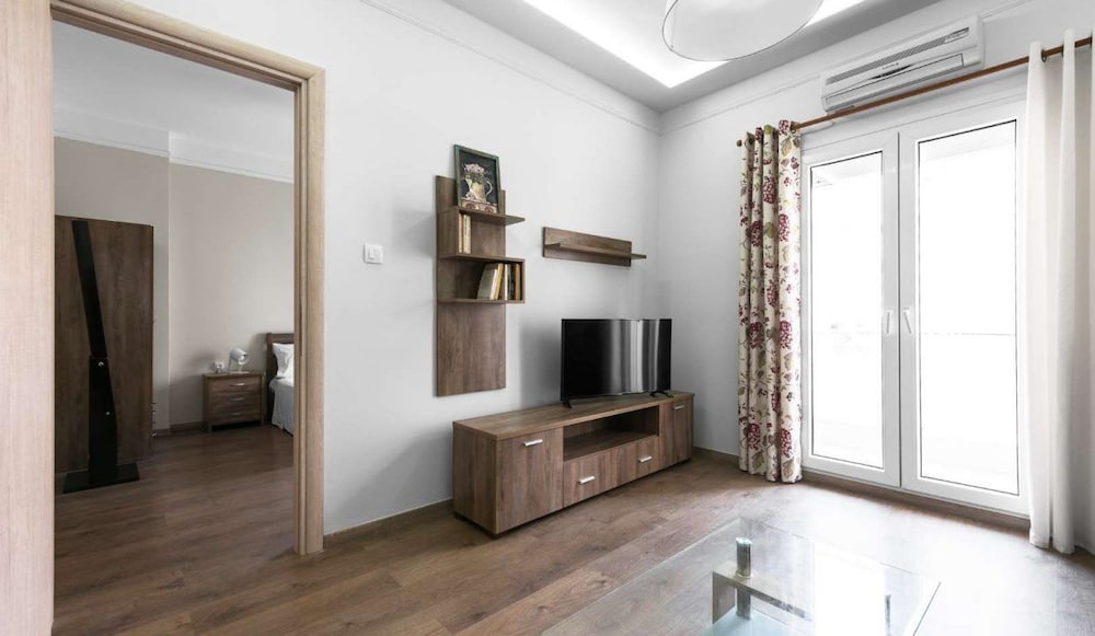 Hotel 93 Nilie Hospitality Mgmt